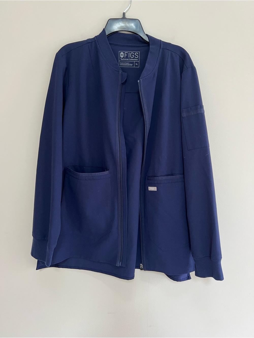 FIGS Women's Bellery Scrub Zippered Lightweight Jacket Navy Blue (PO #1286), XL - Picture 3 of 10